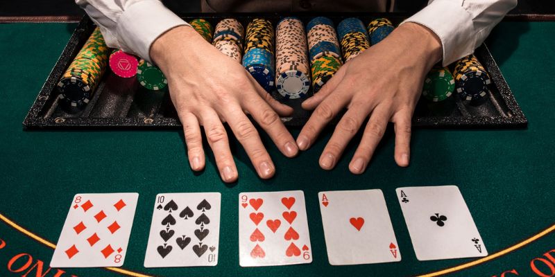 Khởi đầu hành trình Poker Kubet88 dành cho người mới